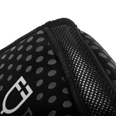 Compensatore sella in memory foam con grip in silicone e logo